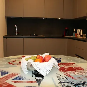 Al Grattacielotrenta Apartamento