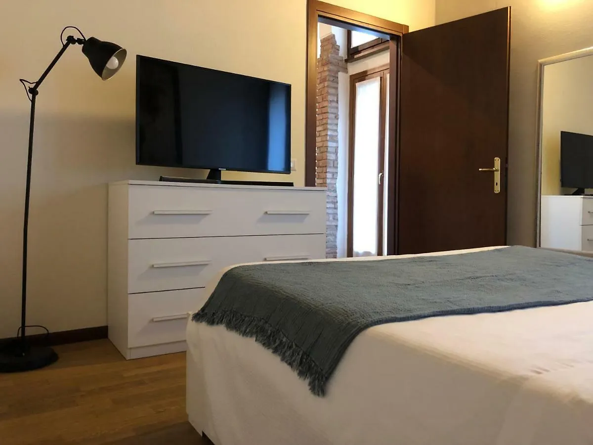 Enjoy Verona Apartment